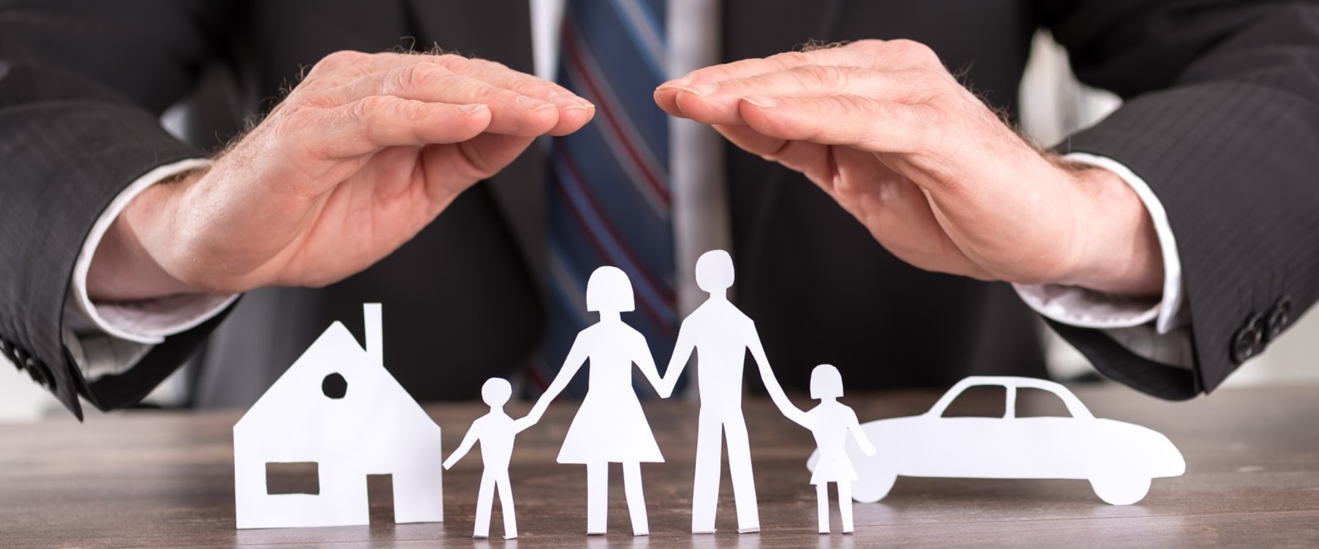 What are the five basic areas of coverage on a homeowners insurance policy?