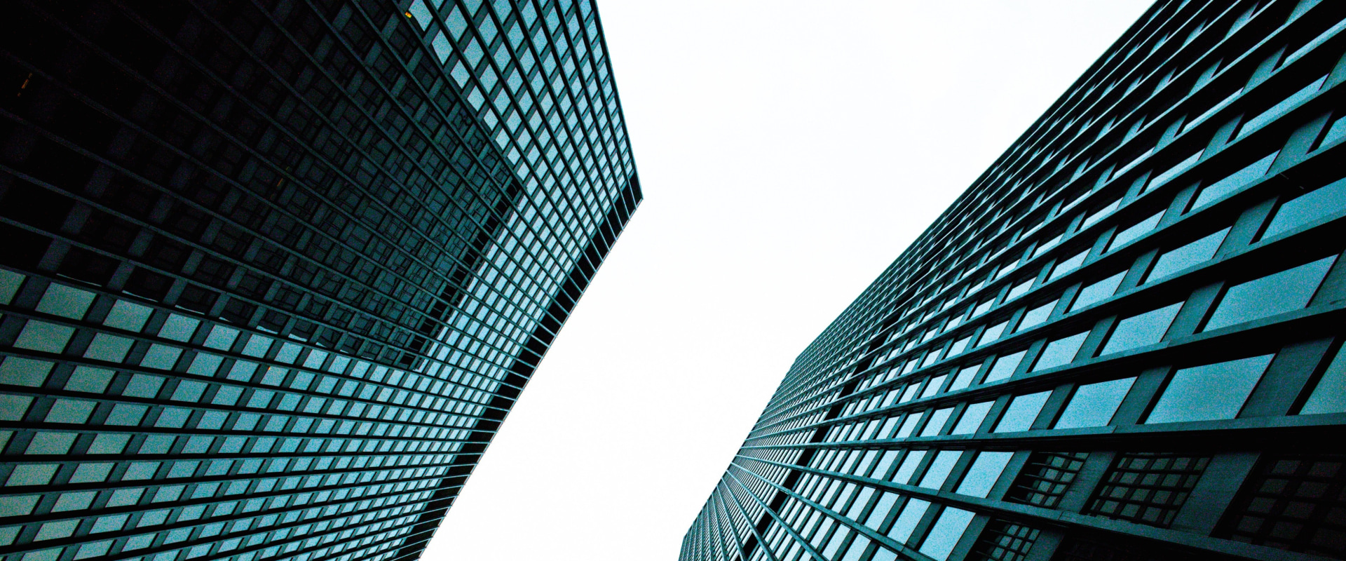 How long did it take to build the home insurance building?
